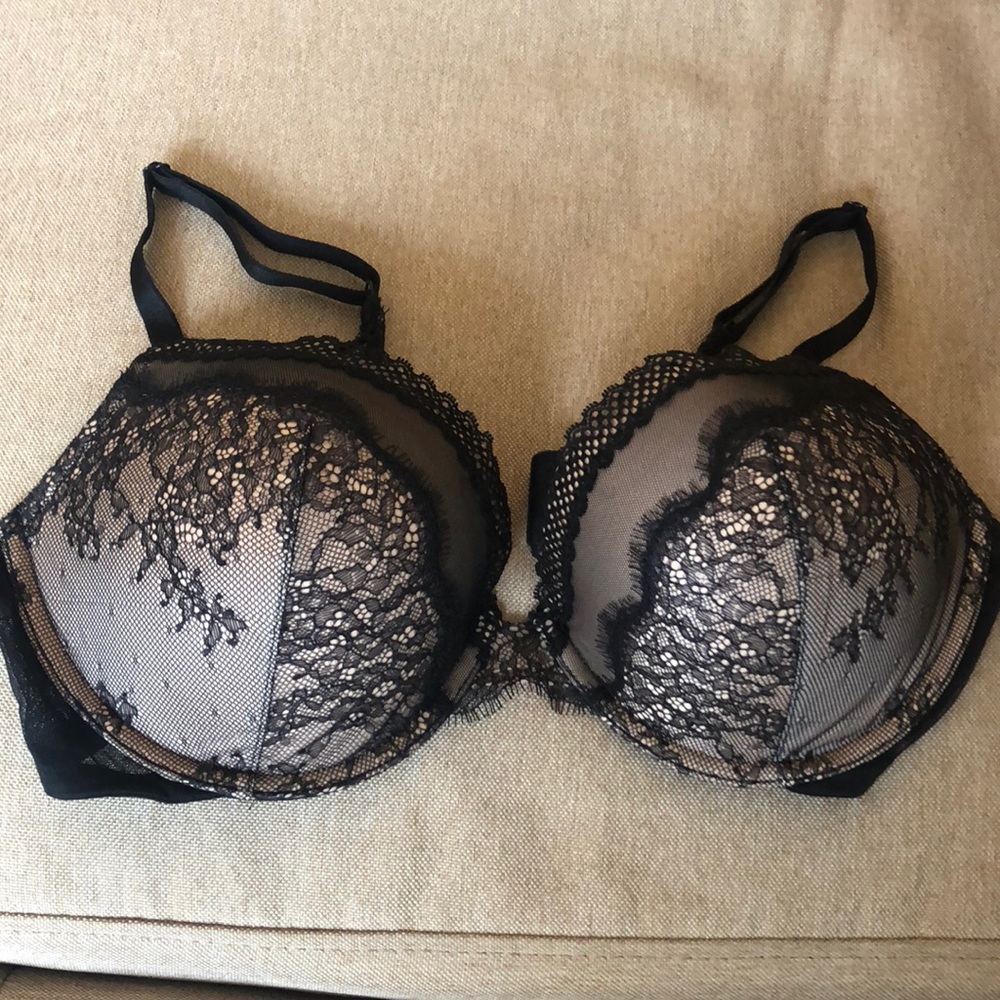 NWOT VS push up bra